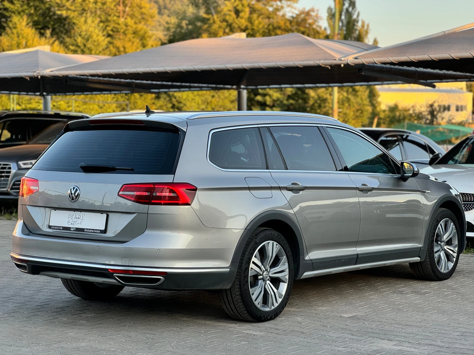 VW Alltrack Passat 2.0TDI 4MOTION LED FullAssist PANO NAVI - изображение 5