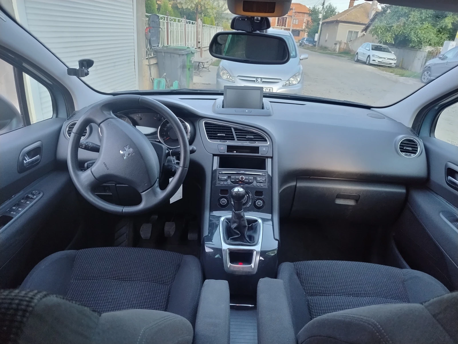 Peugeot 5008 1.6 НОВ ВНОС  !!! - изображение 10