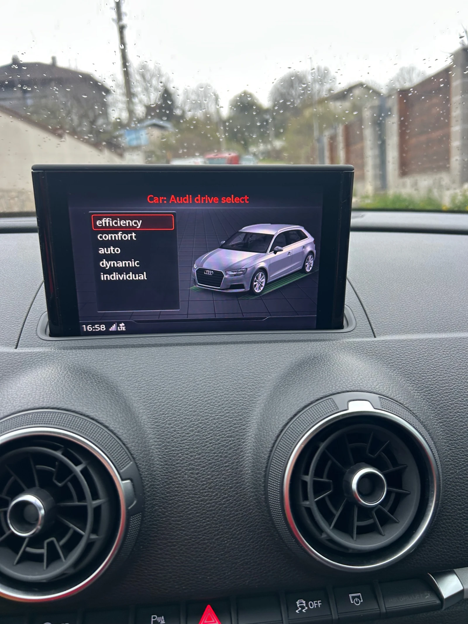 Audi A3 A3 Sportback 30 1.5 g-tron Business s-tronic - изображение 7