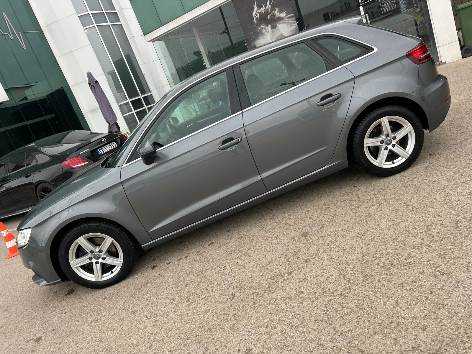 Audi A3 A3 Sportback 30 1.5 g-tron Business s-tronic - изображение 4