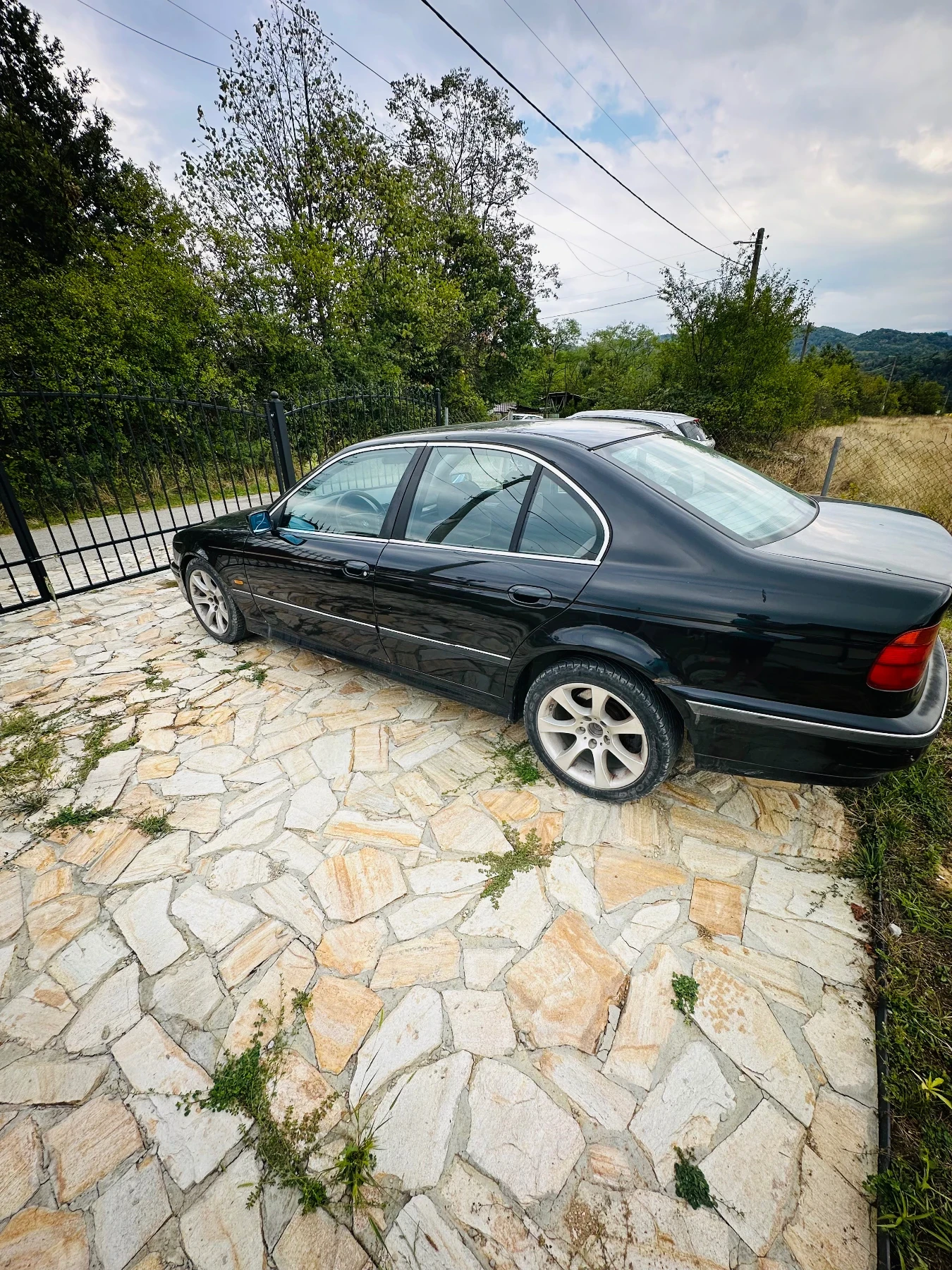 BMW 520  - изображение 7