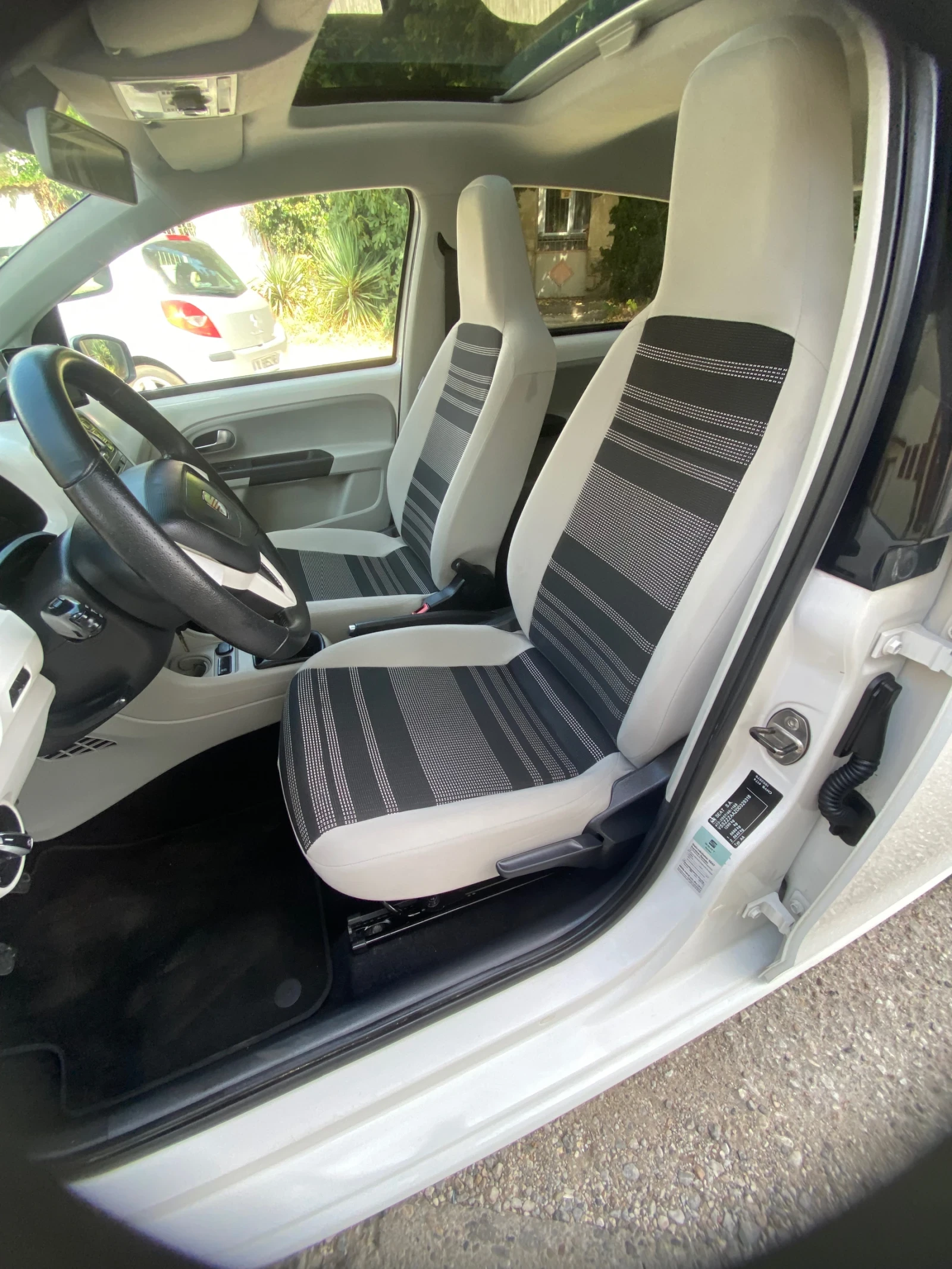 Seat Mii 1.0бензин НАВИ - изображение 9