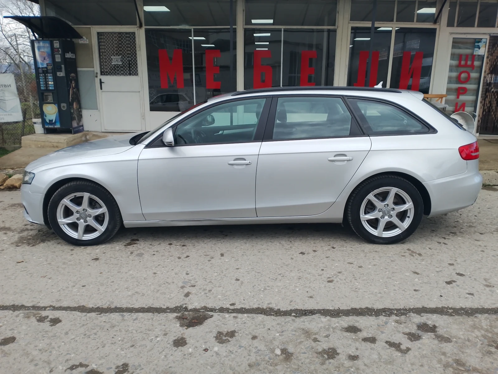 Audi A4, снимка 3 - Автомобили и джипове - 53869319