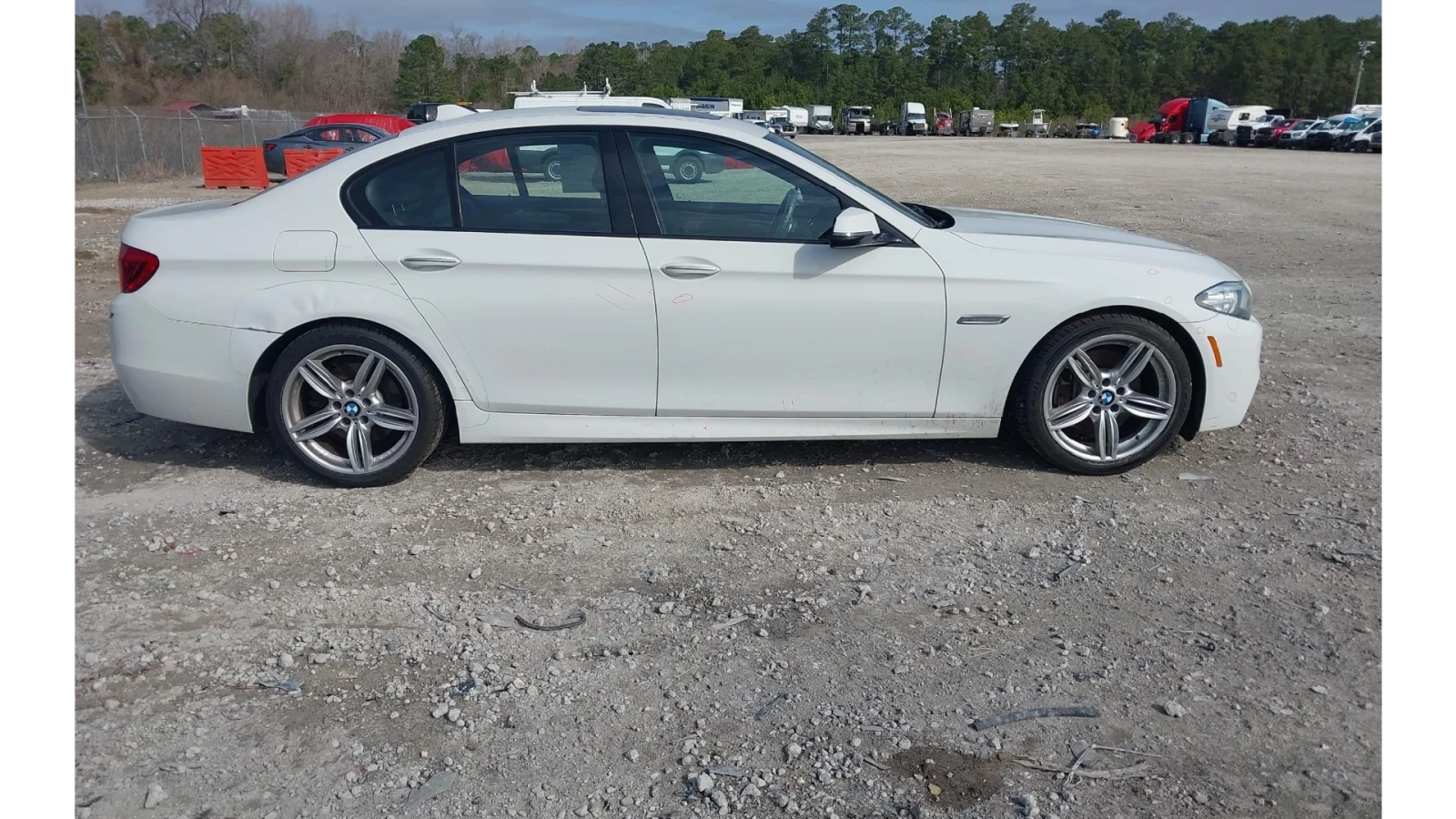 BMW 535 i M-Pack Face Head-Up, снимка 9 - Автомобили и джипове - 54456779