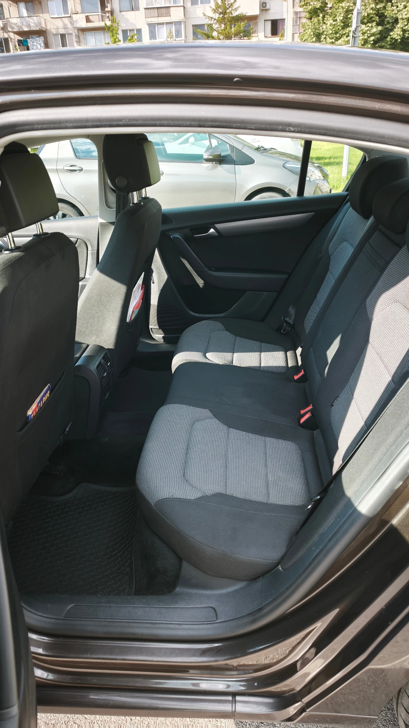 VW Passat B8, снимка 12 - Автомобили и джипове - 54808016