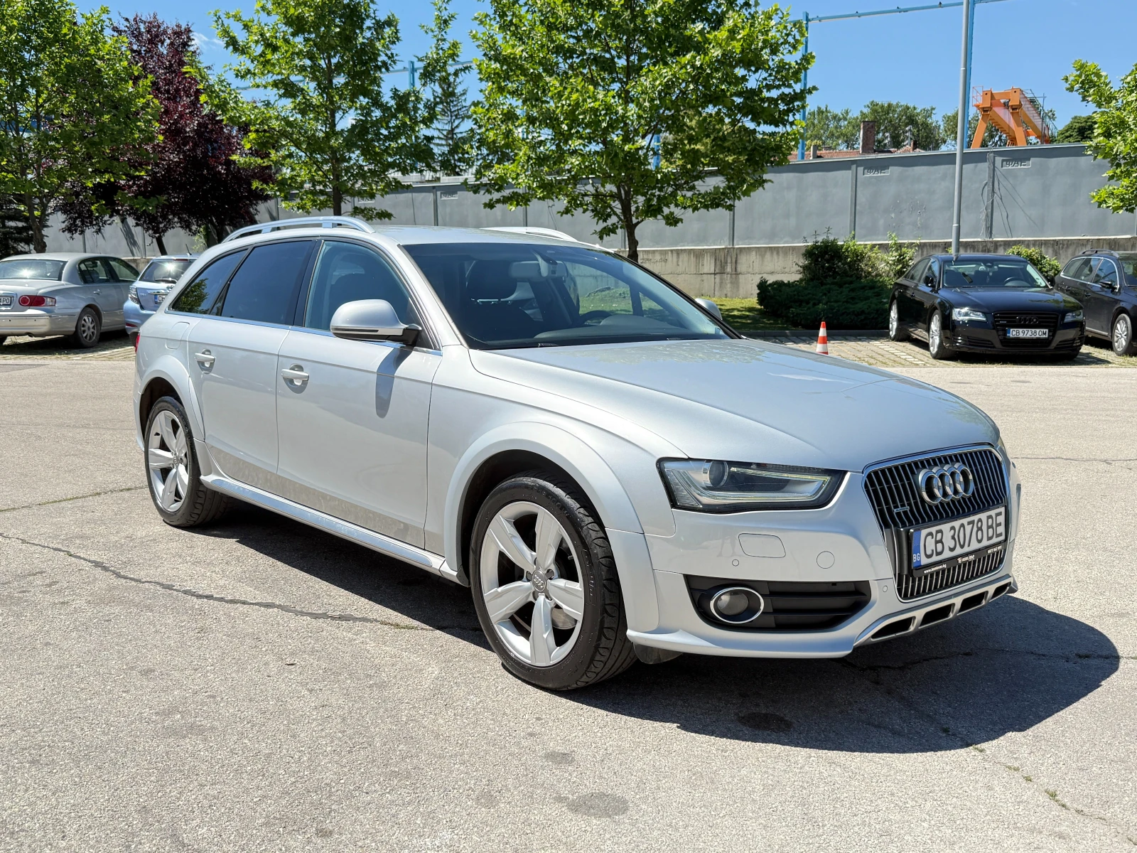 Audi A4 Allroad 3.0d 245 к.с./ГАРАНЦИЯ, снимка 6 - Автомобили и джипове - 54968160