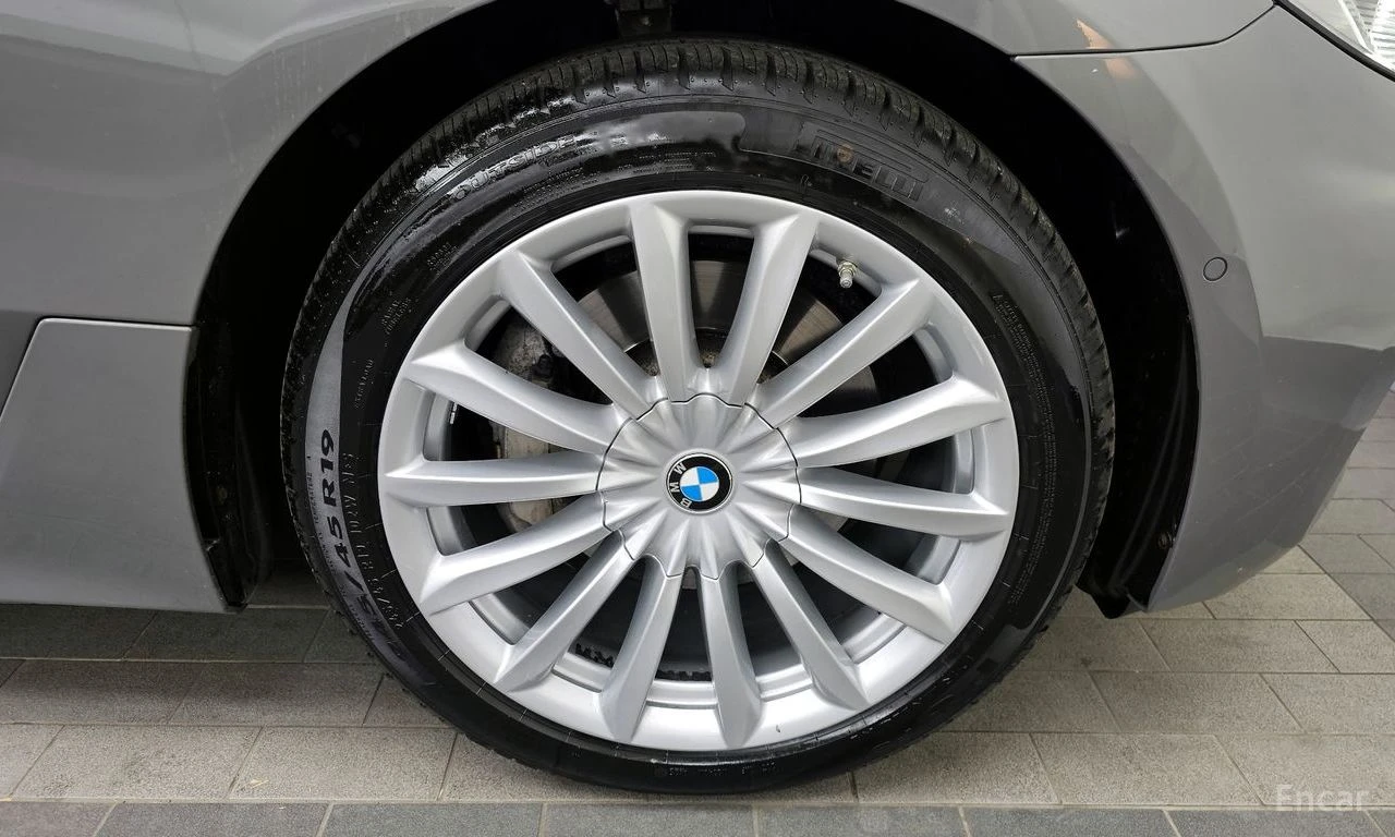 BMW 630 H/K * ОБДУХВАНЕ * HEAD-UP * АВТОКРЕДИТ * , снимка 6 - Автомобили и джипове - 55155038
