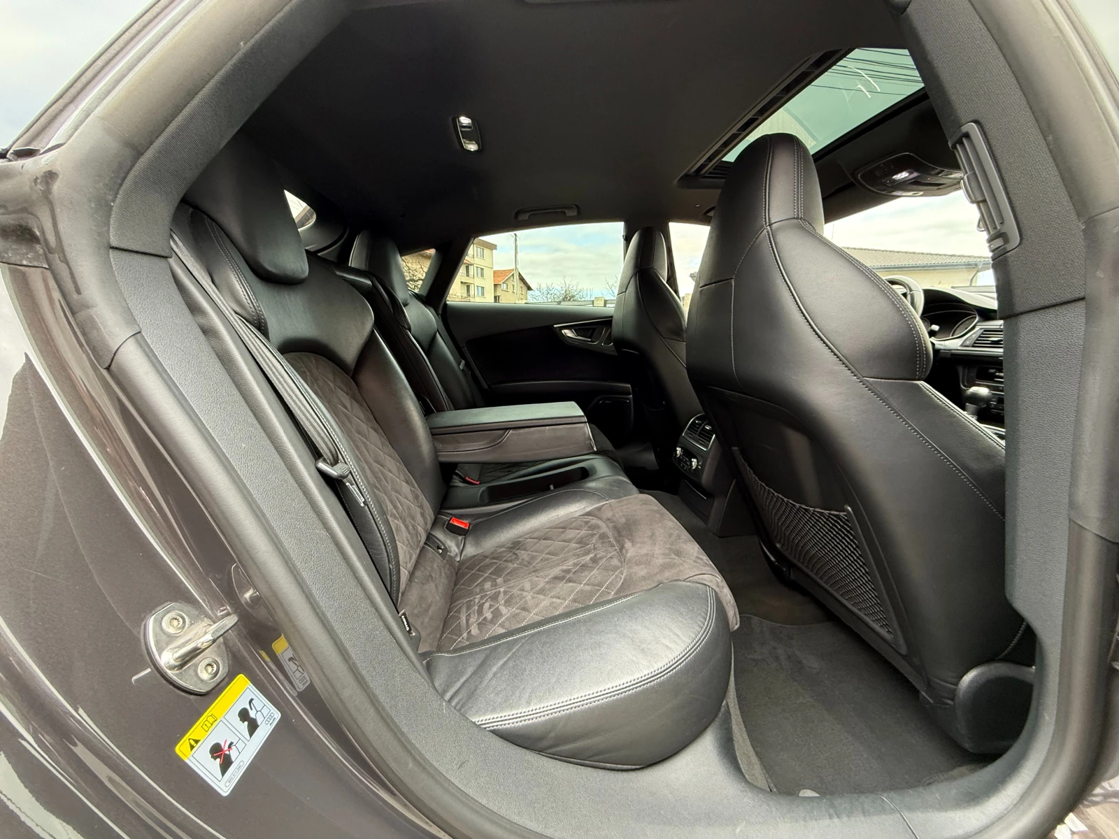Audi S7 //S+ //4.0BiTurbo-ШВЕЙЦАРИЯ-FULL-LED/FULL-FULL/, снимка 16 - Автомобили и джипове - 55178181