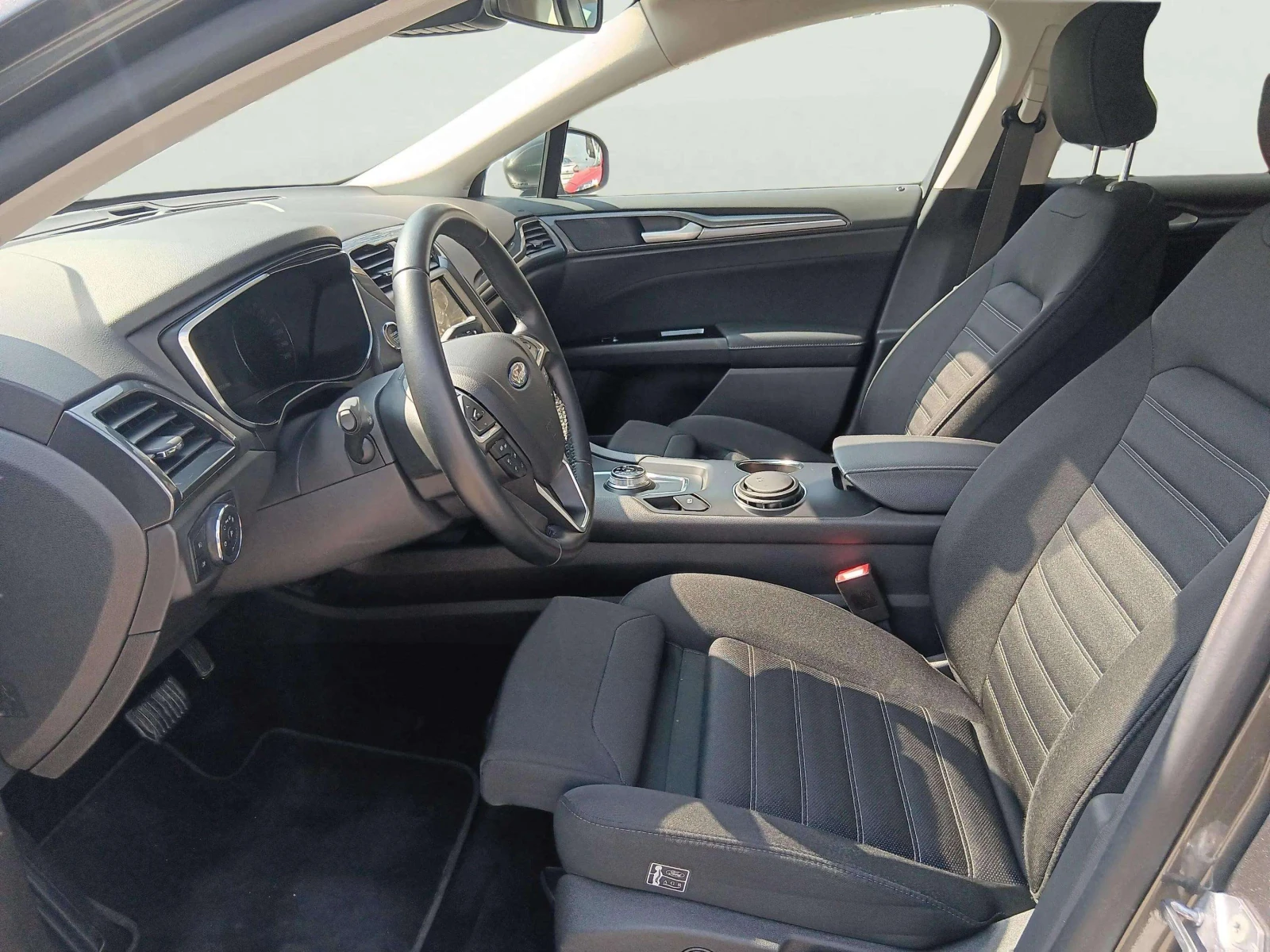 Ford Mondeo 2.0 EcoBlue, снимка 9 - Автомобили и джипове - 55619497