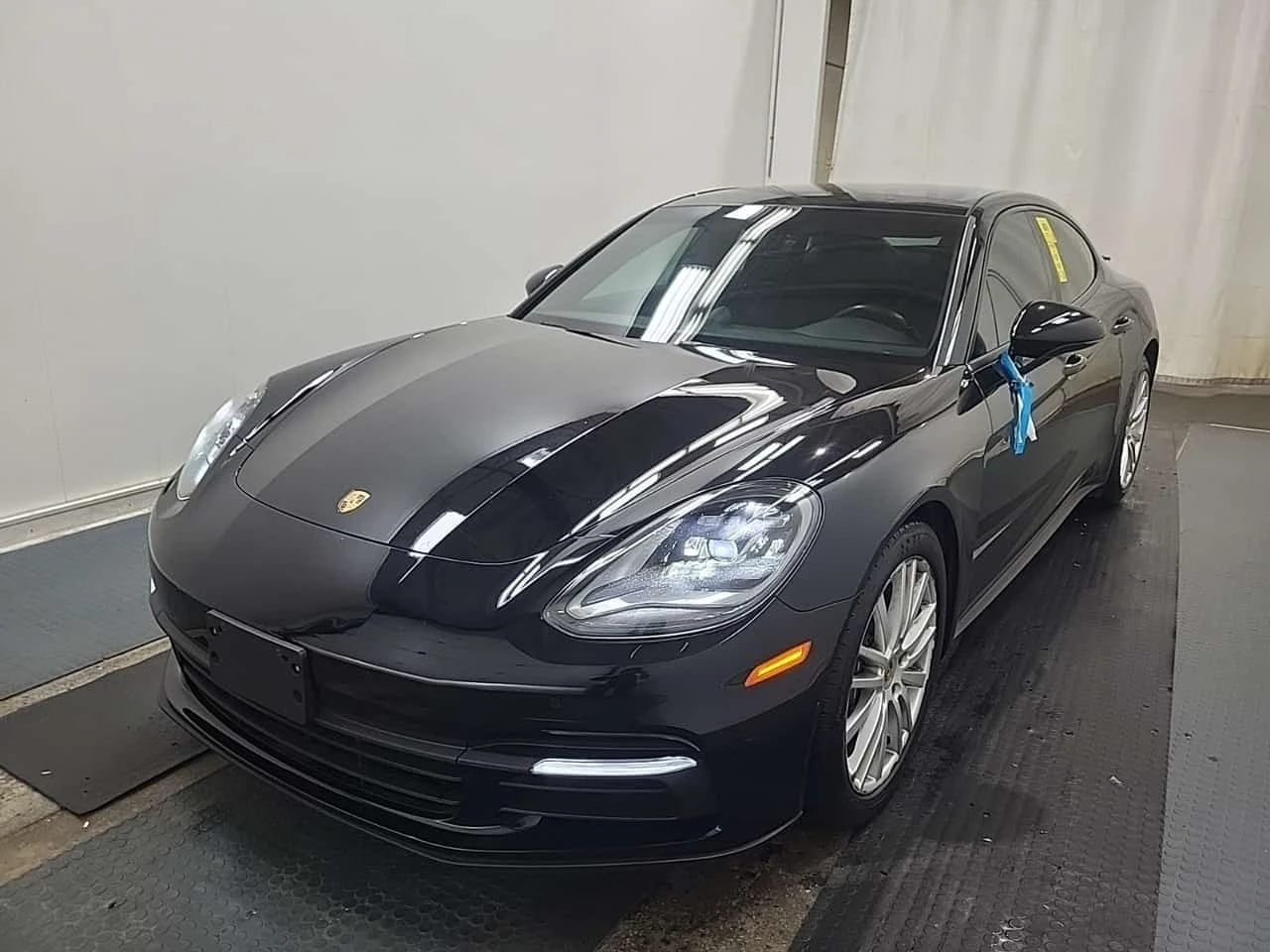 Porsche Panamera Awd 4 * CARFAX * АВТОКРЕДИТ БЕЗ ПЪРВОНАЧАЛНА ВНОСК