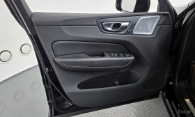 Volvo XC60 B6 | R-Design | 4x4 | PILOT ASSIST | HUD | 360 КАМ, снимка 14