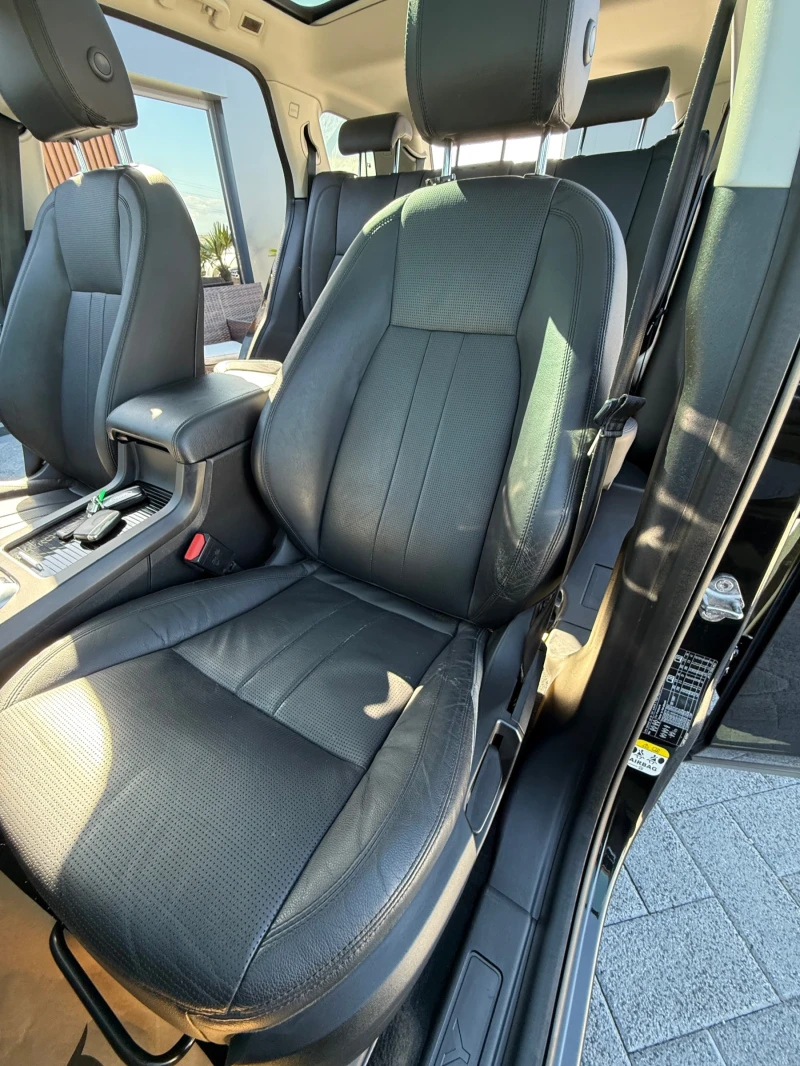 Land Rover Discovery Sport 7-местен/Нов внос от Белгия!, снимка 11 - Автомобили и джипове - 52737833
