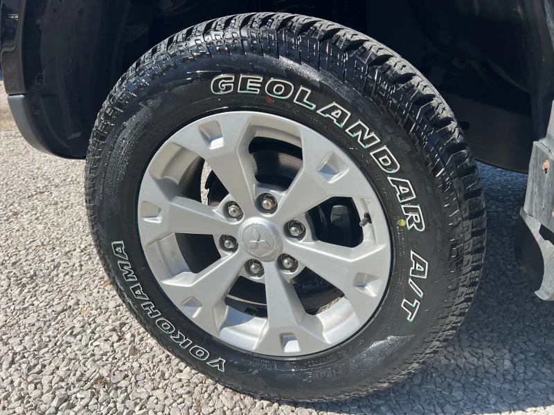 Mitsubishi L200 2.5* 4x4* АВТОМАТИК* , снимка 9 - Автомобили и джипове - 51756845