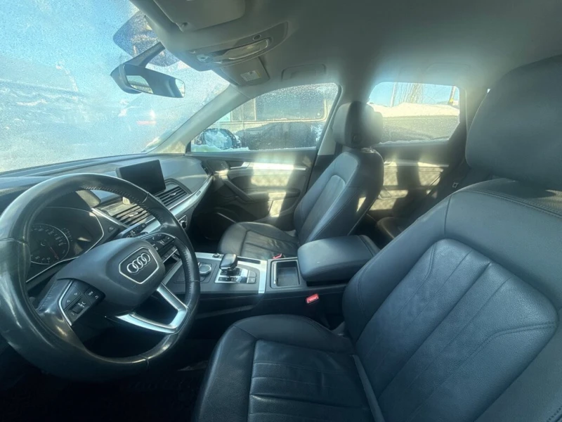 Audi Q5, снимка 9 - Автомобили и джипове - 52638818