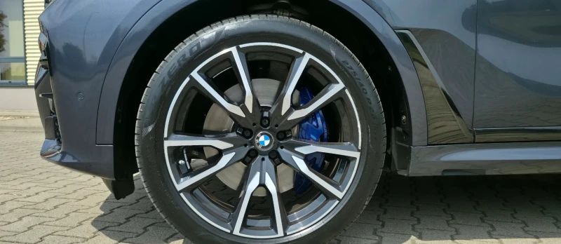 BMW X7 30d xDrive M-pack, снимка 5 - Автомобили и джипове - 52728055