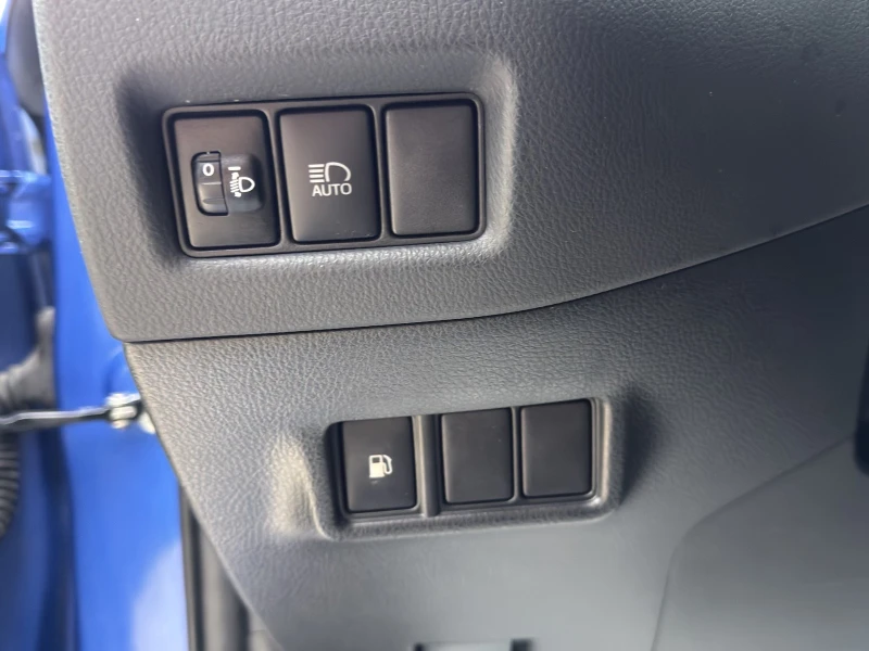 Toyota C-HR 1.8 HYBRID EURO6D TOP, снимка 14 - Автомобили и джипове - 53262089