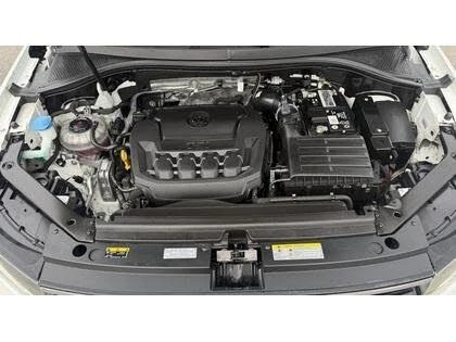 VW Tiguan Comfortline* R-Line* Black* АвтоКредит* (ЦЕНА ДО Б, снимка 14 - Автомобили и джипове - 54634514