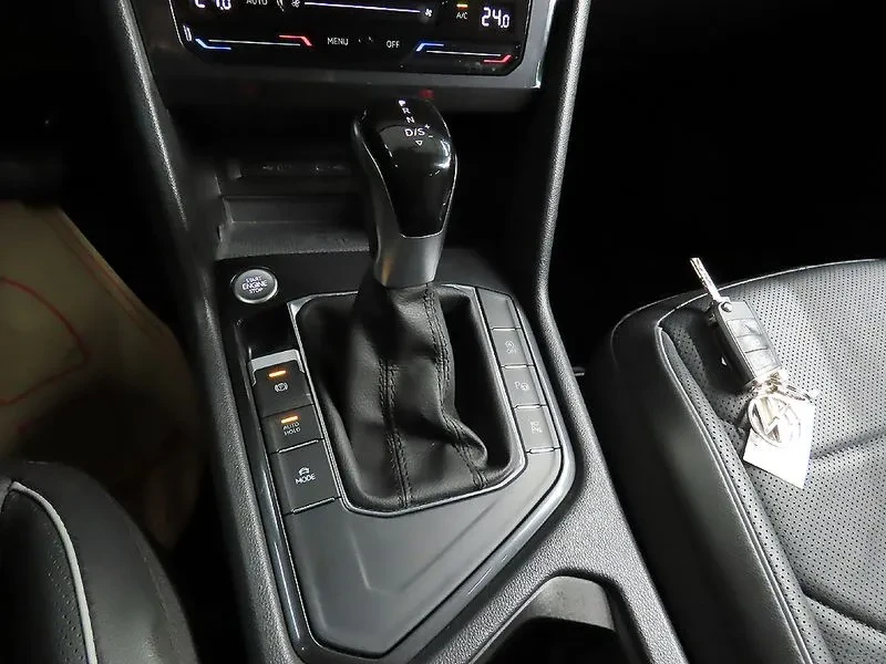 VW Tiguan Allspace 2.0 Tsi Prestige, снимка 13 - Автомобили и джипове - 56112886
