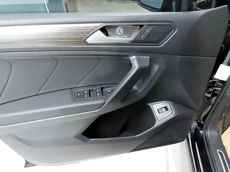 VW Tiguan Allspace 2.0 Tsi Prestige, снимка 14 - Автомобили и джипове - 56112886