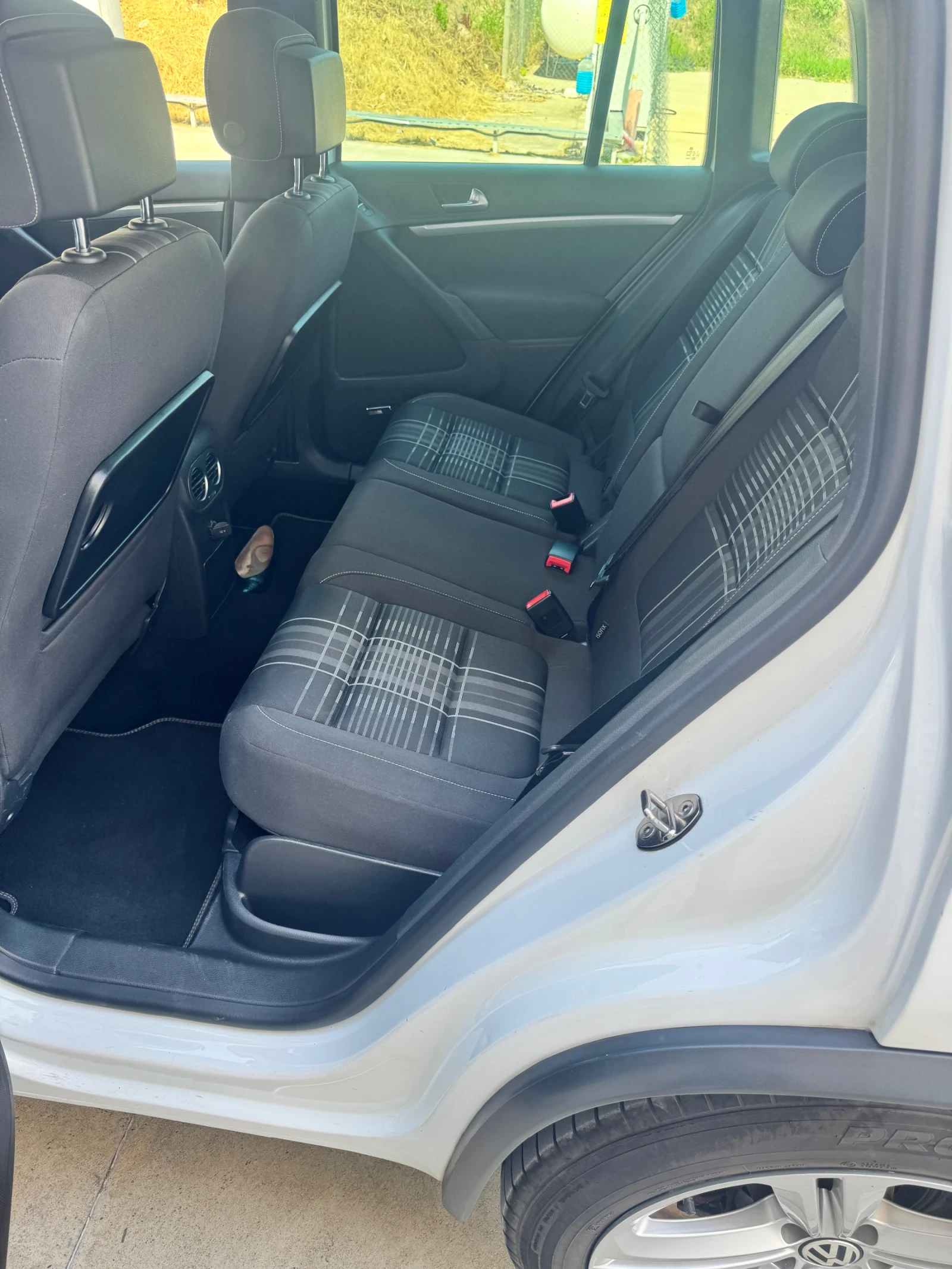 VW Tiguan 2.0 TDI LOUGE 184 к.с. - изображение 9