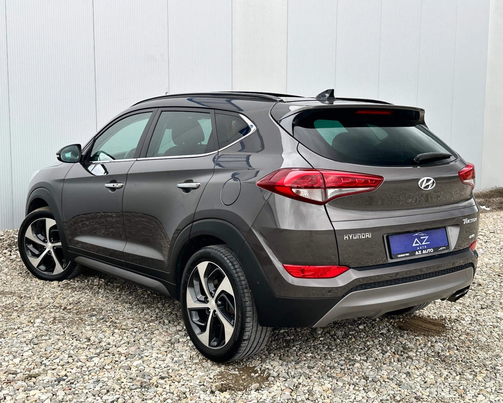 Hyundai Tucson ПРОДАДЕН/2.0 CRDi 185кс/4х4/Premium/Всички екстри - изображение 4