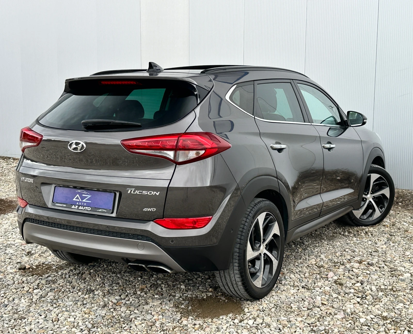 Hyundai Tucson ПРОДАДЕН/2.0 CRDi 185кс/4х4/Premium/Всички екстри - изображение 6