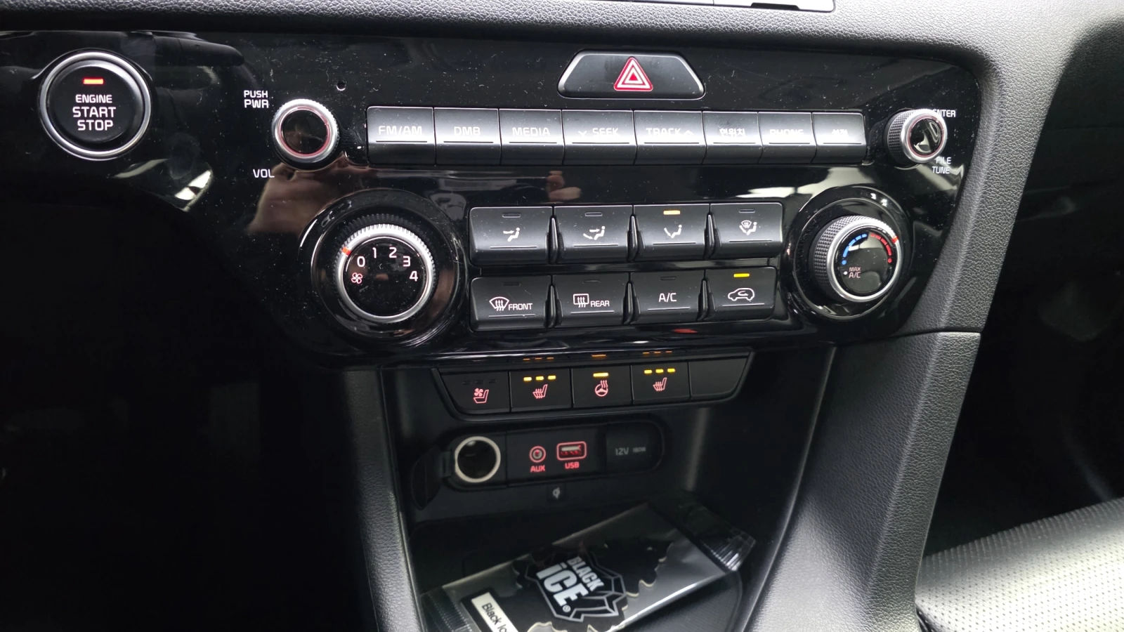 Kia Sportage 2.0 2WD NOBLESSE autogeorge.com , снимка 15 - Автомобили и джипове - 54132258