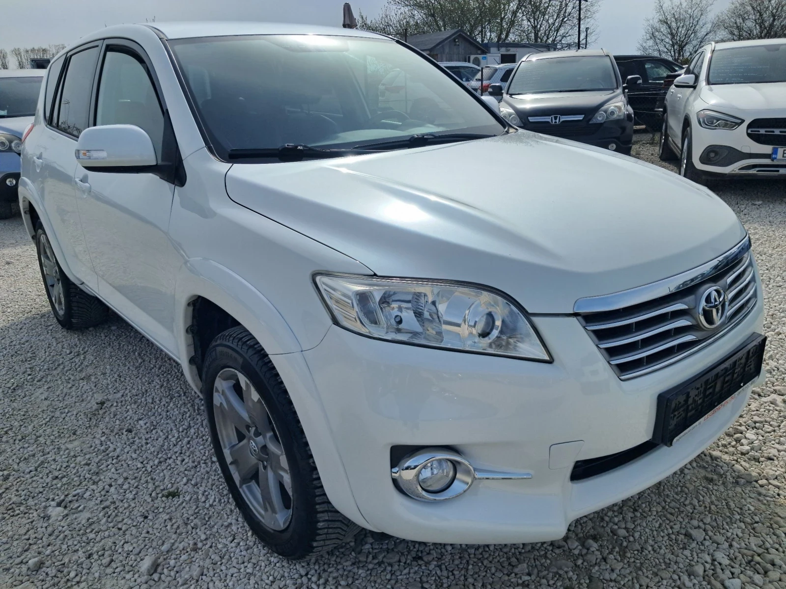 Toyota Rav4 2.2 150к.с АВТОМАТИК 4х4 Италия, снимка 2 - Автомобили и джипове - 54211408