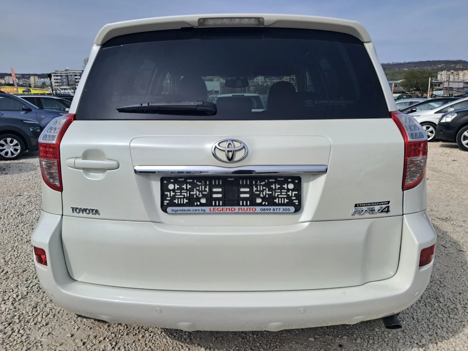 Toyota Rav4 2.2 150к.с АВТОМАТИК 4х4 Италия, снимка 8 - Автомобили и джипове - 54211408