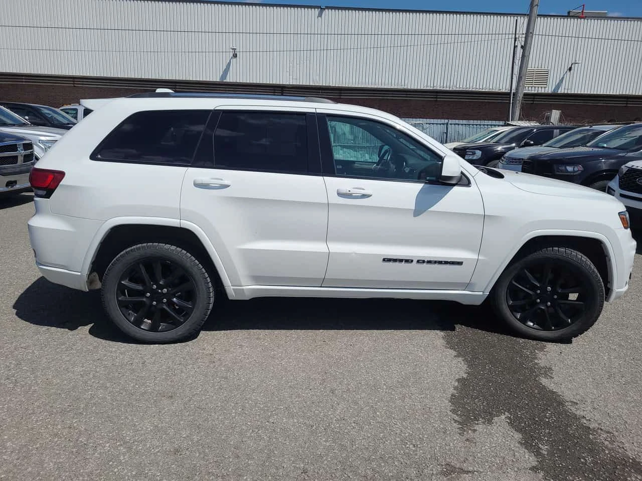Jeep Grand cherokee * Altitude * CARFAX * ���� �� �� | Mobile.bg � ����������� 3