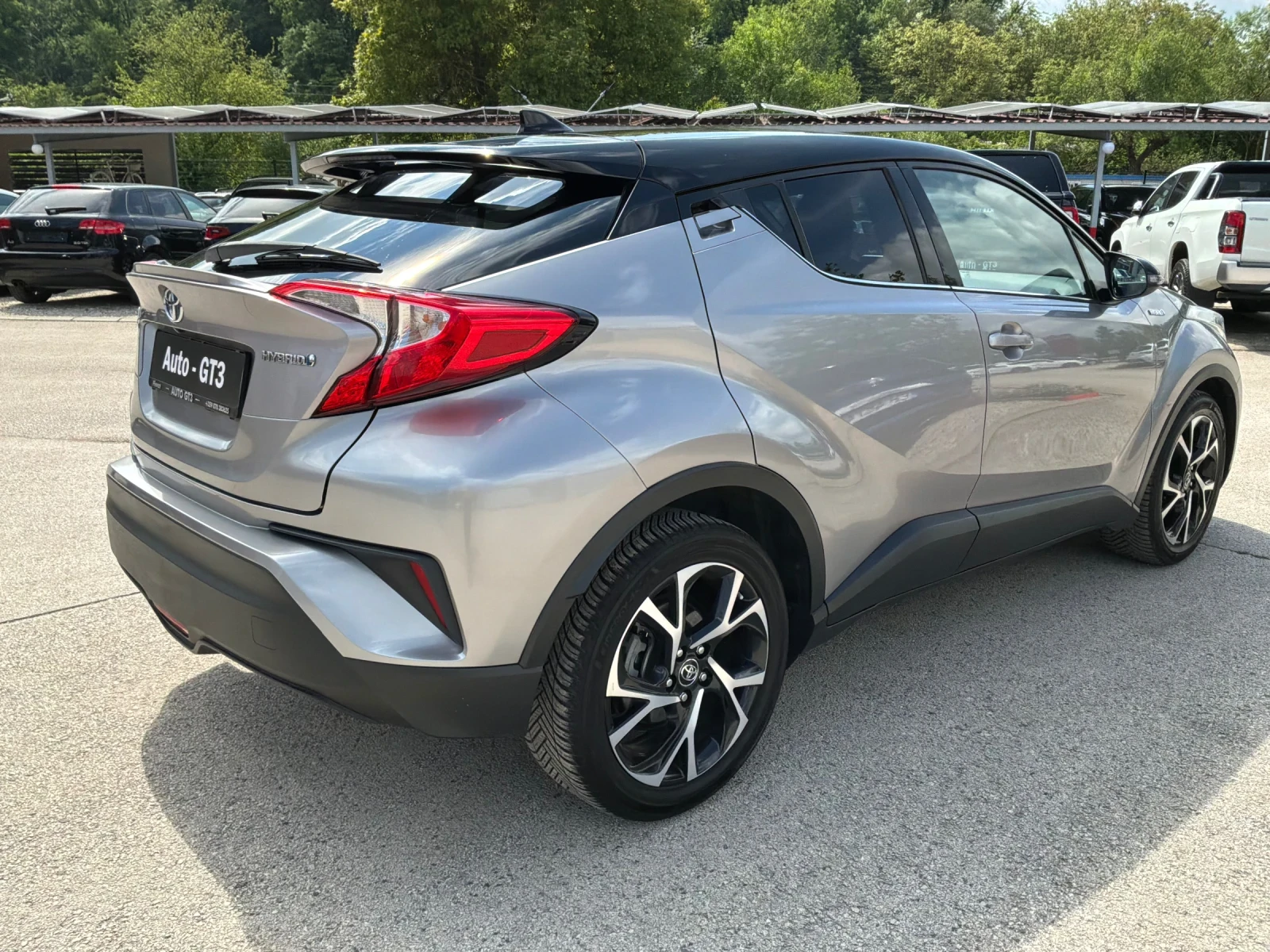 Toyota C-HR 1.8h 122к.с Гаранция в Тойота БГ. на батерията, снимка 4 - Автомобили и джипове - 54490690