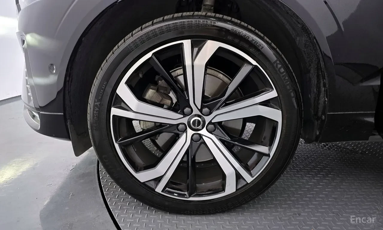 Volvo XC60 B6 | R-Design | 4x4 | PILOT ASSIST | HUD | 360 ��� | Mobile.bg � ����������� 5