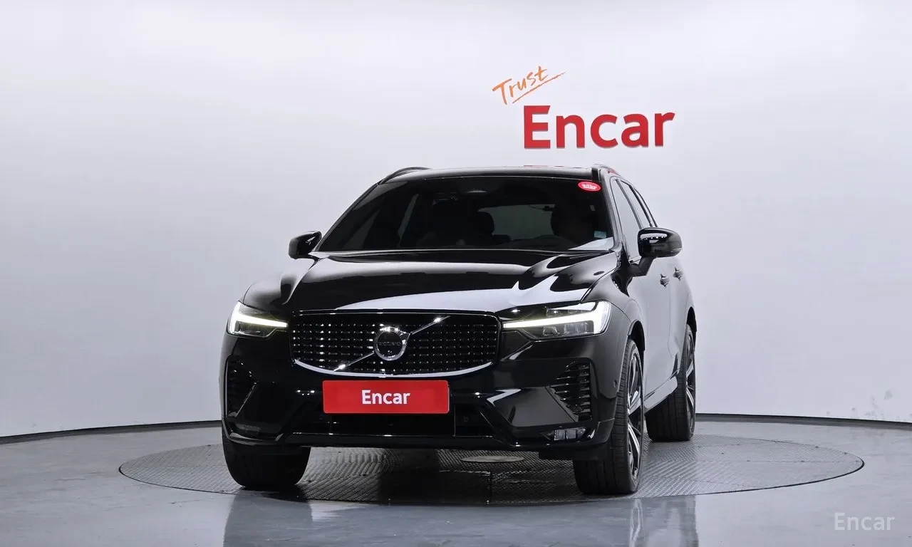 Volvo XC60 B6 | R-Design | 4x4 | PILOT ASSIST | HUD | 360 ��� | Mobile.bg � ����������� 3