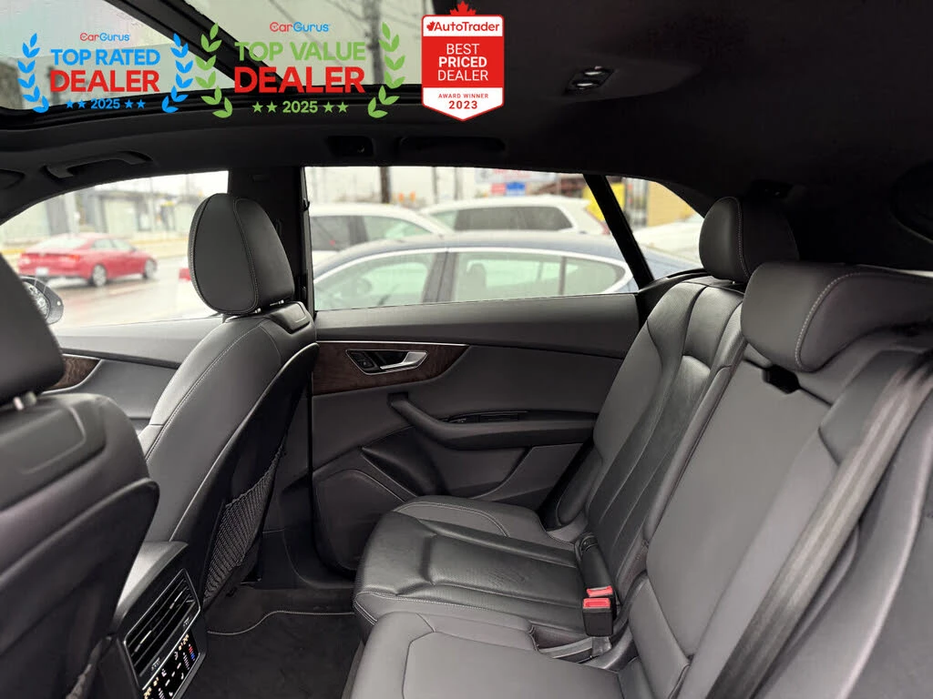 Audi Q8 55TFSI* BLACK OPTIC* ПАНО* ОБДУХ* 360* КРАЙНА ЦЕНА, снимка 10 - Автомобили и джипове - 55502584