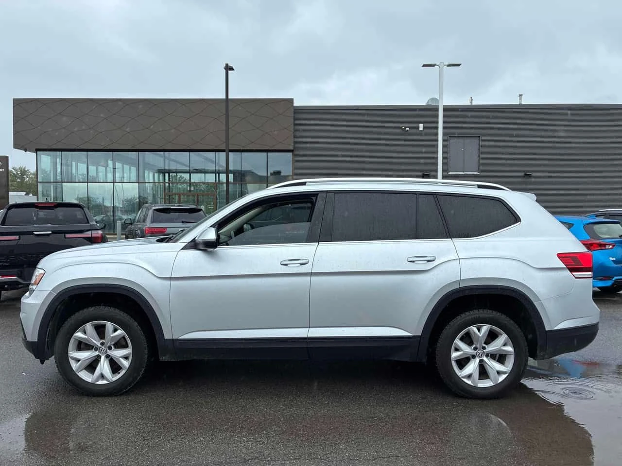 VW Atlas * Comfortline * ЛИЦЕНЗИРАН ДИЛЪР * CARFAX, снимка 2 - Автомобили и джипове - 55641834