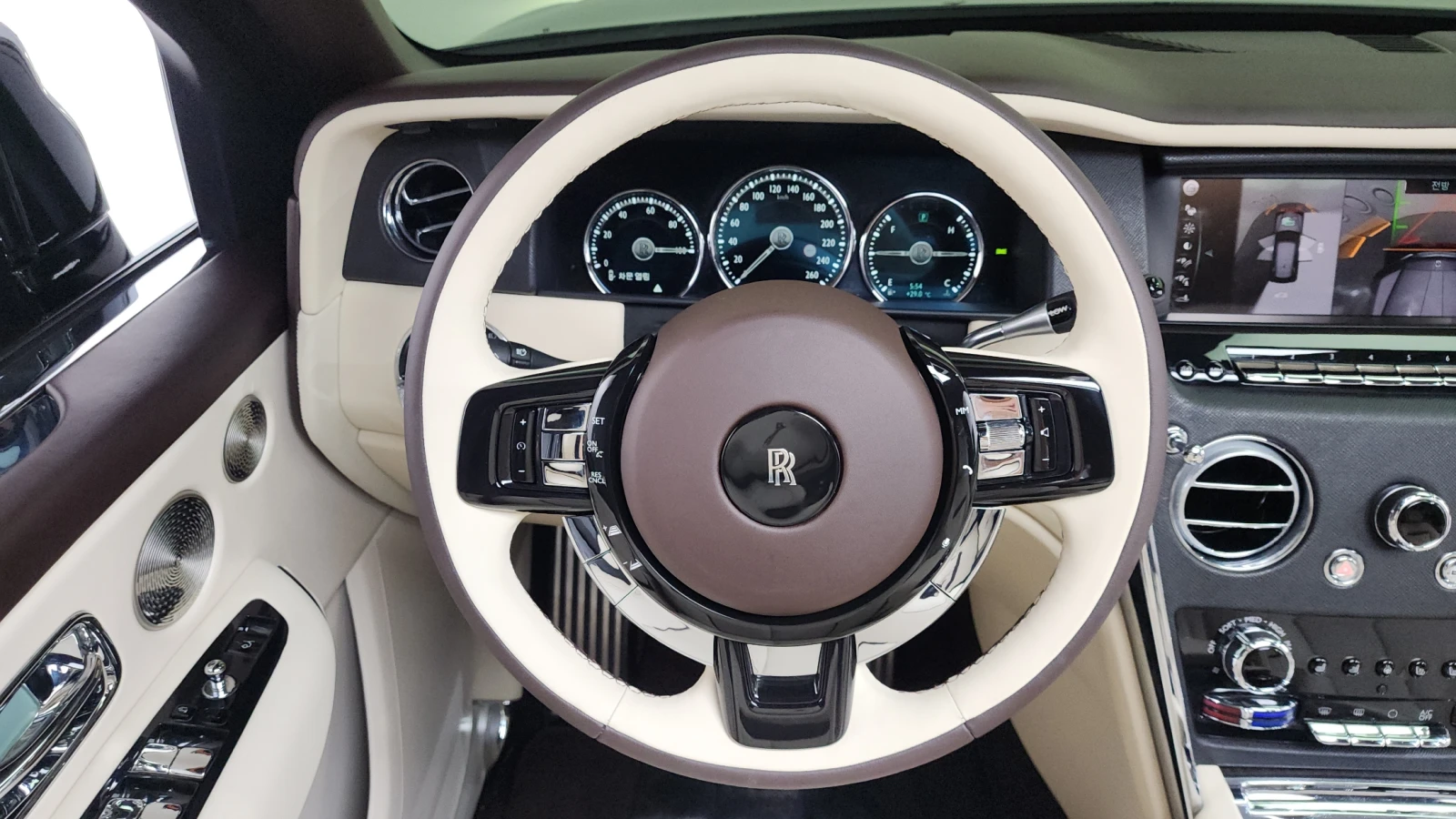 Rolls-Royce Cullinan 6.7 HUD BLIND SPOT 360 ������ ����* encareu.com | Mobile.bg � ����������� 13