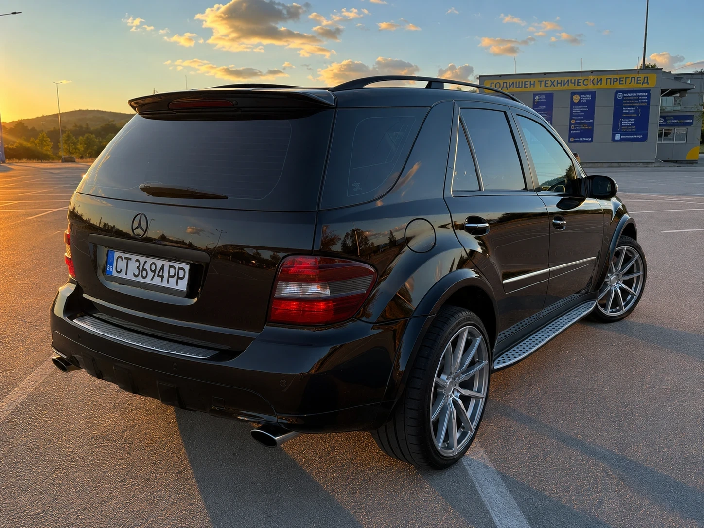 Mercedes-Benz ML 500, снимка 2 - Автомобили и джипове - 56729814