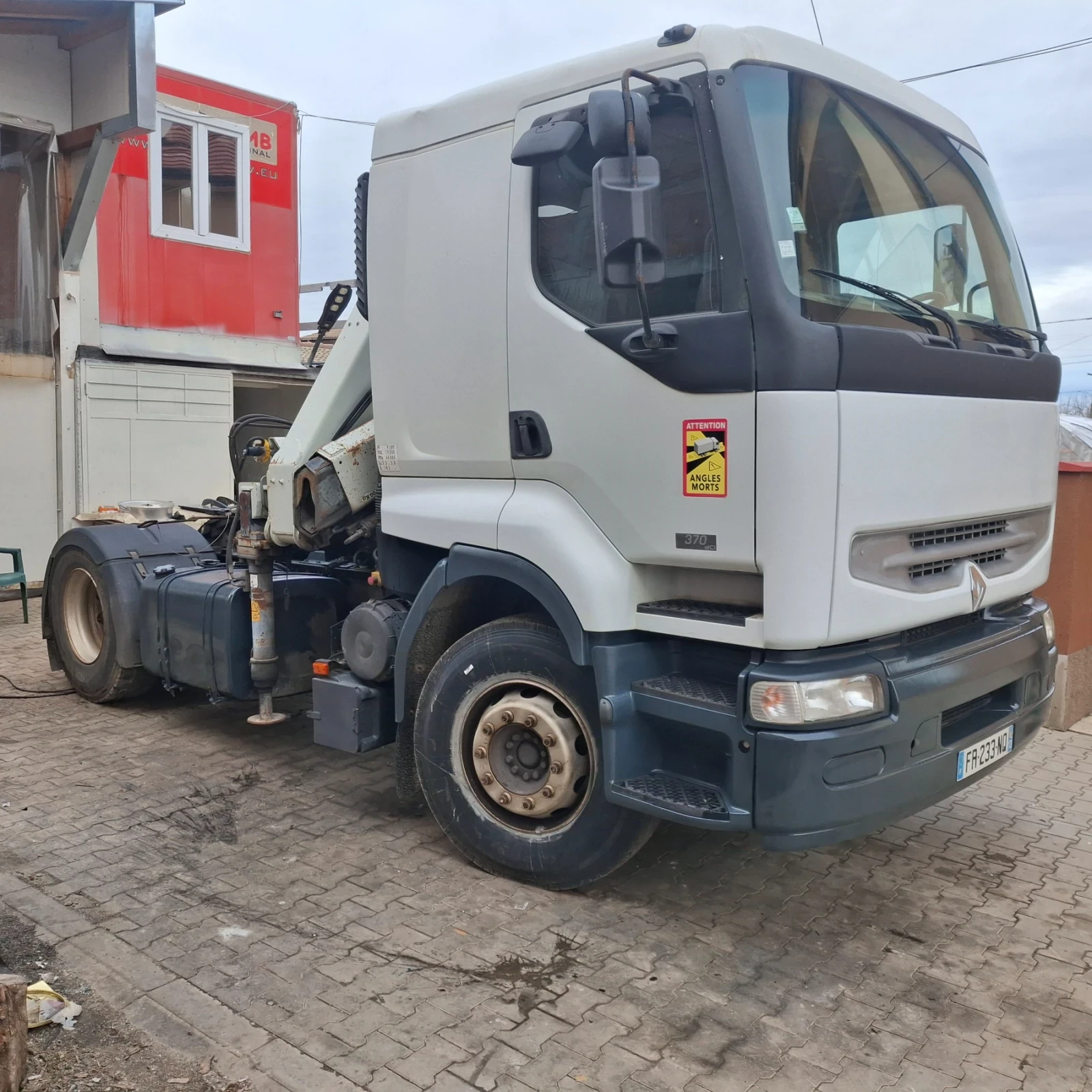 Renault Premium 420 Влекач с кран, снимка 3 - Камиони - 54095724