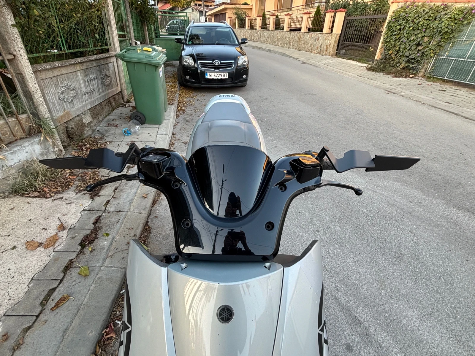 Yamaha Majesty Нови огледала, слюда, два ауспуха, нов акумулатор  - изображение 5