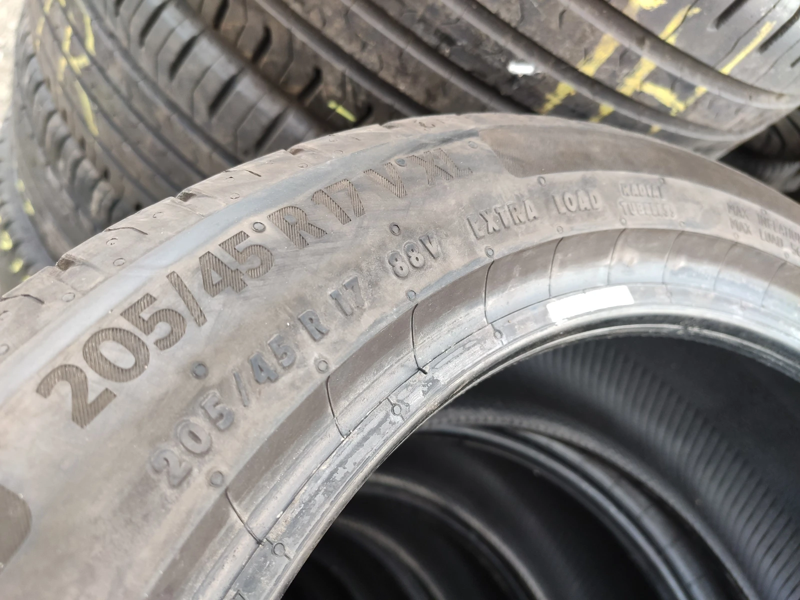 Гуми Летни 205/45R17, снимка 6 - Гуми и джанти - 54655461