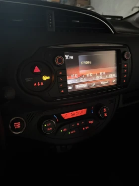 Toyota Yaris Keyless/Кожа/Камера/Navi/Гаранция - 17500 лв. - 46431068 10