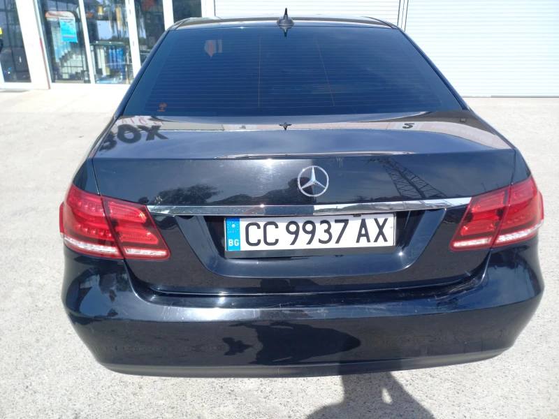 Mercedes-Benz E 200, снимка 5 - Автомобили и джипове - 47471077