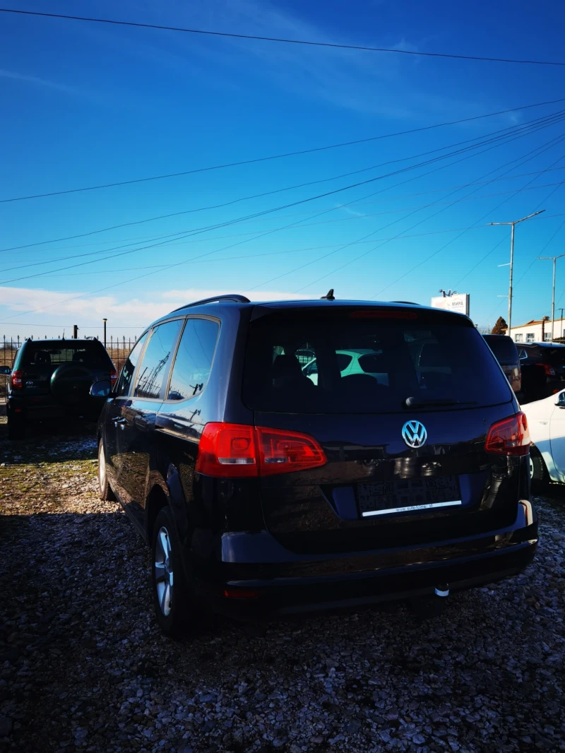 VW Sharan, снимка 12 - Автомобили и джипове - 48638371