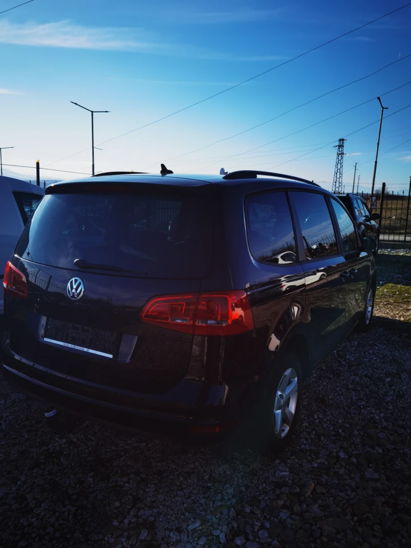 VW Sharan, снимка 11 - Автомобили и джипове - 48638371