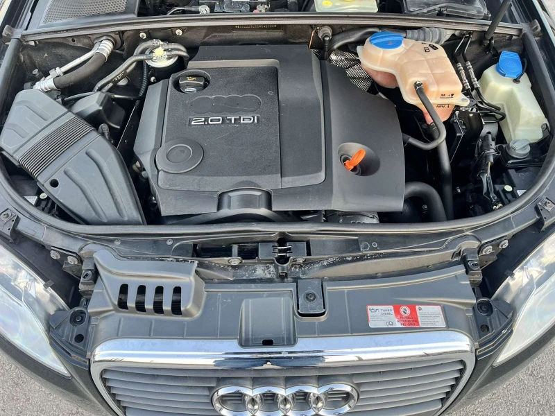 Audi A4 2.0TDI Italia 140kc, снимка 16 - Автомобили и джипове - 49436626