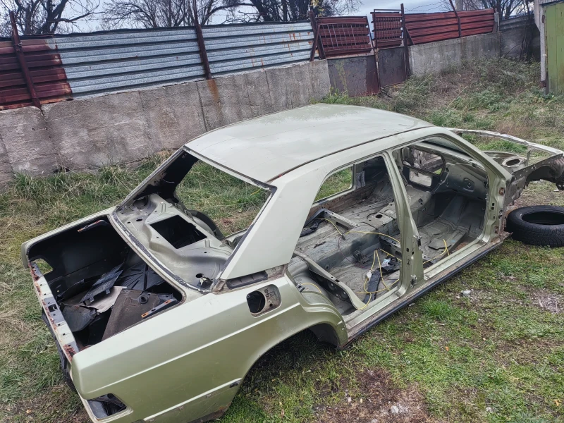 Mercedes-Benz 190 Голо купе , снимка 6 - Автомобили и джипове - 50565745