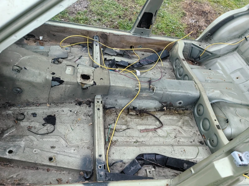 Mercedes-Benz 190 Голо купе , снимка 8 - Автомобили и джипове - 50565745