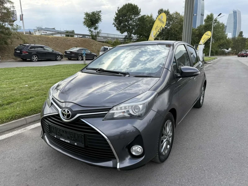 Toyota Yaris   Keyless/Кожа/Камера/Navi/Гаранция