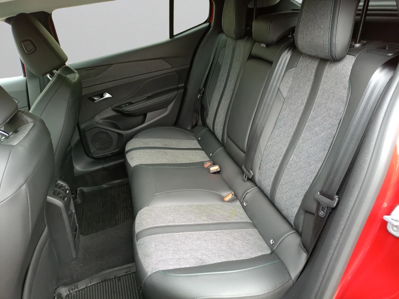 Peugeot 408 ALLURE 1, 2 PureTech 130 EAT8 EURO 6.4, снимка 11 - Автомобили и джипове - 51748255