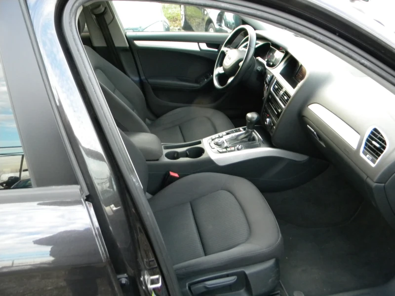 Audi A4 2.0 TDI Facelift, снимка 5 - Автомобили и джипове - 52138545